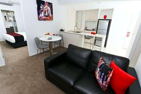 Aparthotel Mantra Midtown 4*
