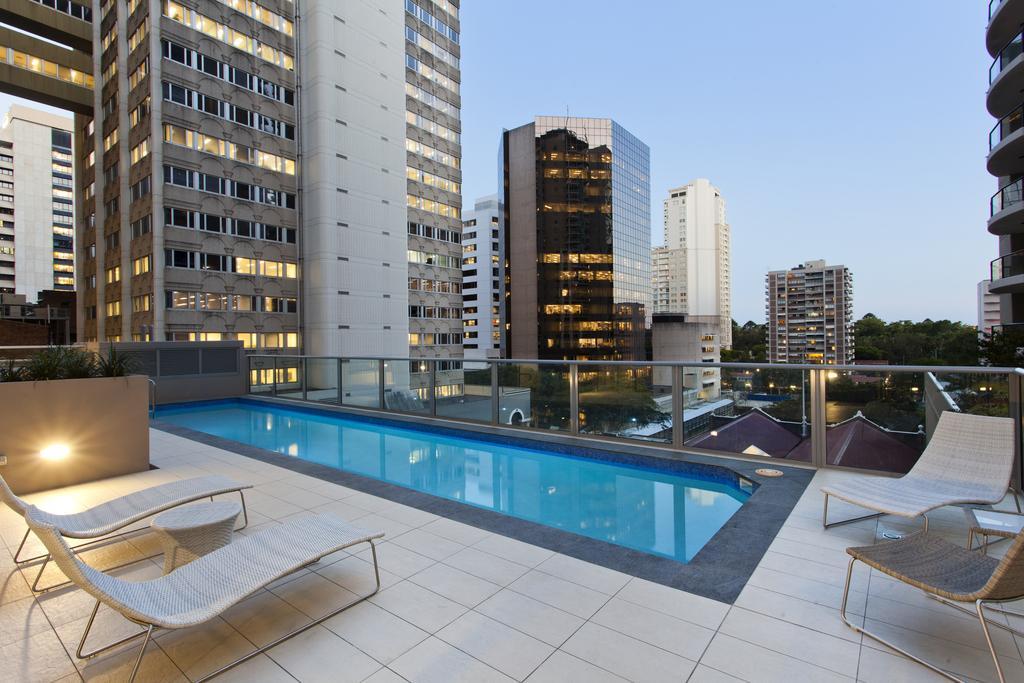 Mantra Midtown Brisbane